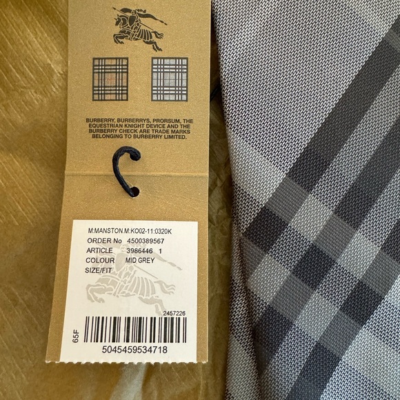Burberry 100% Silk Mid Grey Check Classy Neck Tie Made in Italy Dress in Style ! - Picture 1 of 8
